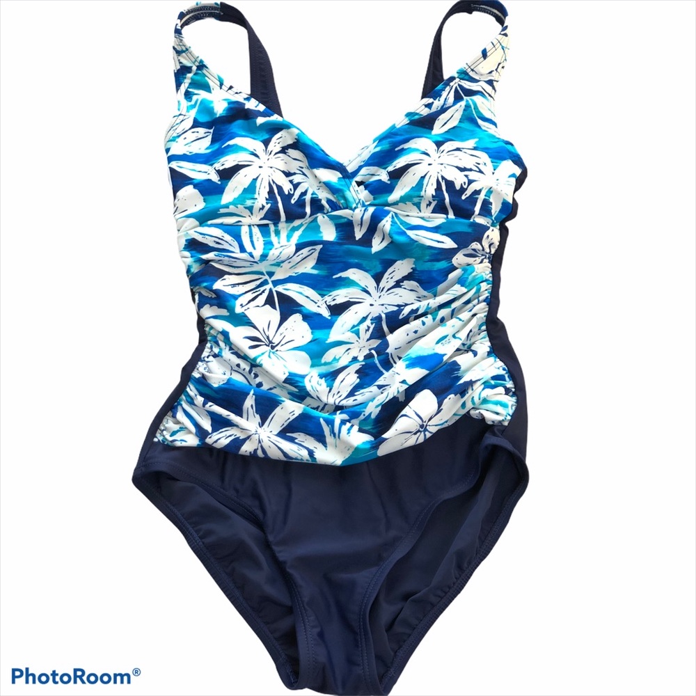 Beach Diva SIZE 8 One Piece Swimsuit FLORAL Blue & White Rutched Stomach area